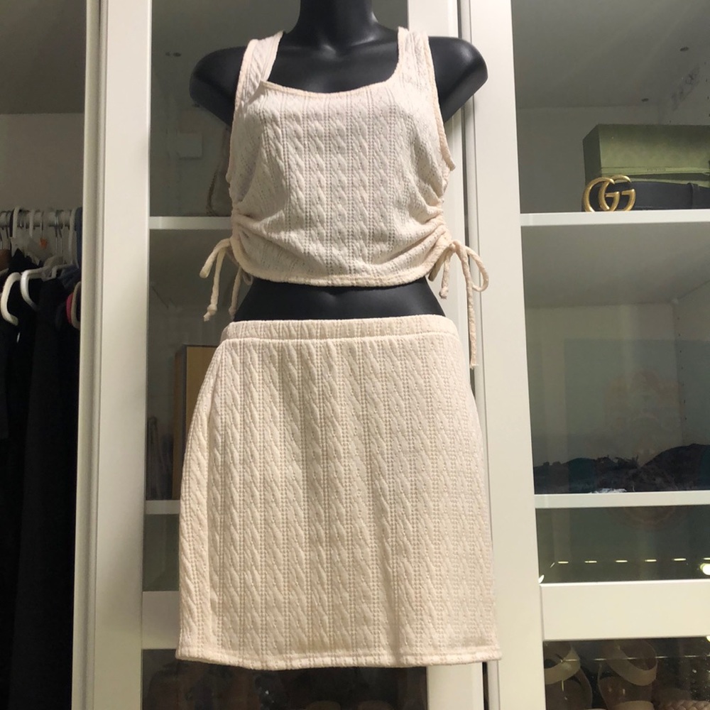 Cream set